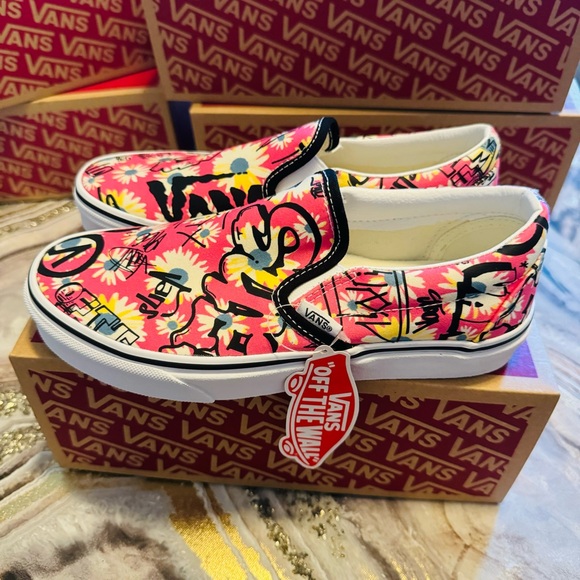 Vans Shoes - Vans New W / Box Vans Crew Classic Pink Floral Slip On Shoes